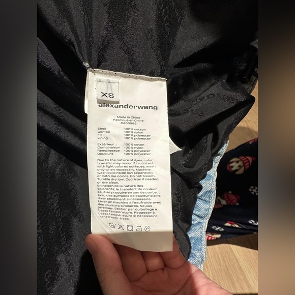 Alexander Wang Women Blue & Black Cropped Puffer Jacket - Picture 6 of 6